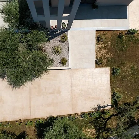Floralba Luxury Villa, Essence Of Sea View Living By Mindyourvilla فيلة *