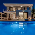 Floralba Luxury Villa, Essence Of Sea View Living By Mindyourvilla Villa *