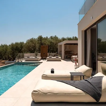 Floralba Luxury Villa, Essence Of Sea View Living By Mindyourvilla Villa