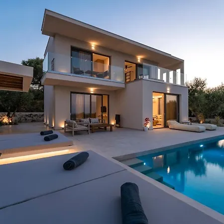 Vila Floralba Luxury Villa, Essence Of Sea View Living By Mindyourvilla
