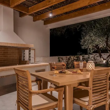 Floralba Luxury Villa, Essence Of Sea View Living By Mindyourvilla *